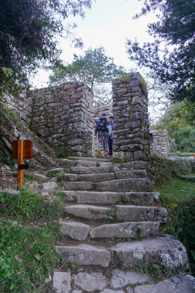 Machu Picchu: het iconische einde van de Inca Trail | Reisverslag Peru #10 | Peru 2018 Laatste klim voor de Sun Gate