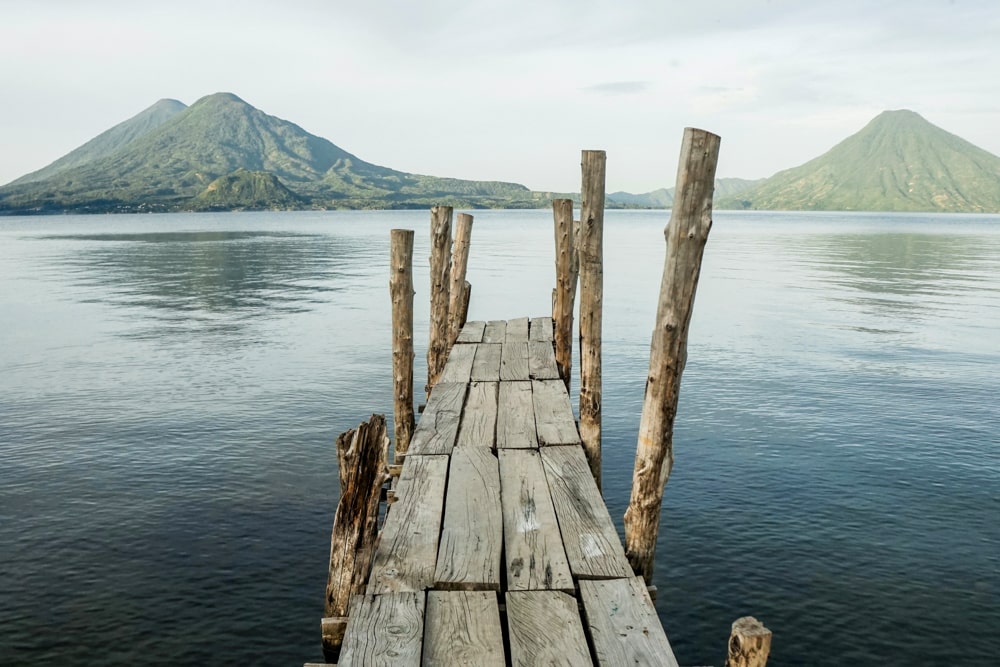 Dit zijn de 17 mooiste meren ter wereld | Bucket list | Reisinspiratie Meer van Atitlán - foto via Unsplash