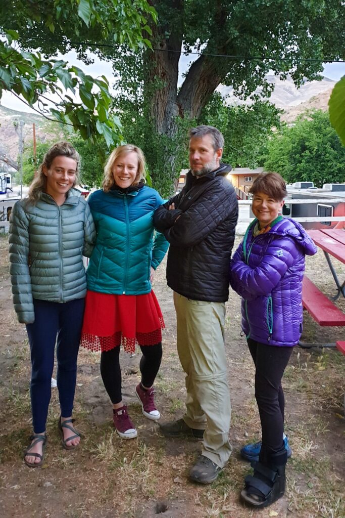 Samen met Sarah Joyride en Bidet Day van mijn oorspronkelijk trailfamily