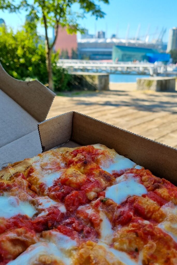 Lekkere pizza in Vancouver