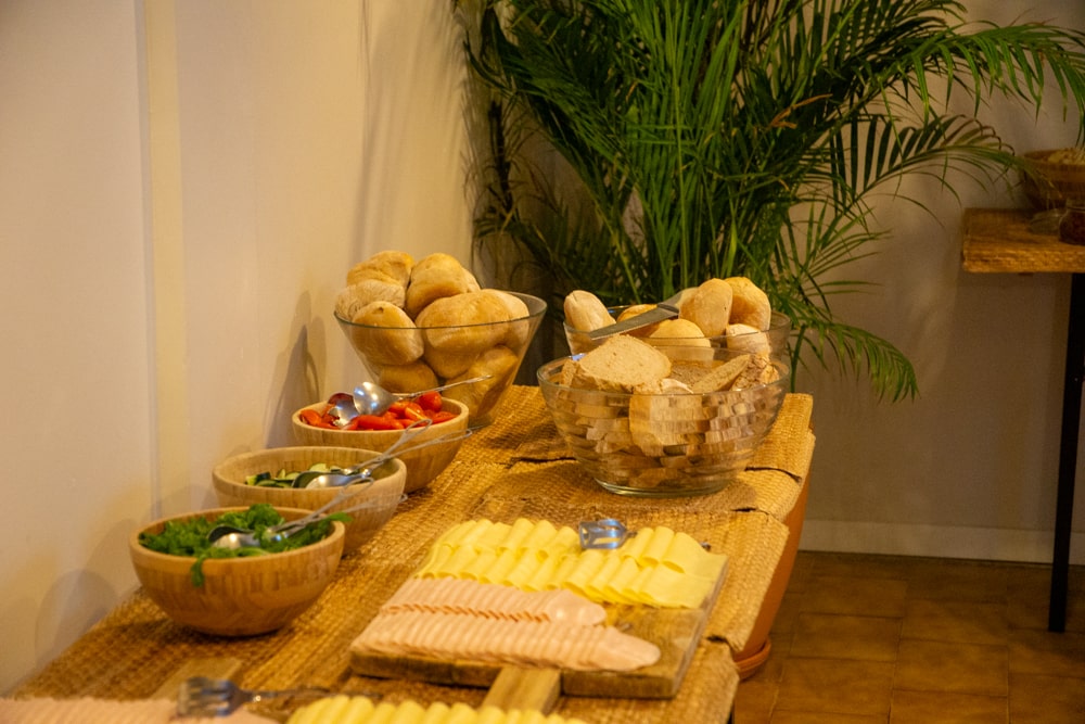 Op surfcamp in Portugal: mijn ervaring met Gota Dagua | Portugal Ontbijt eerste ochtend bij Gota Dagua