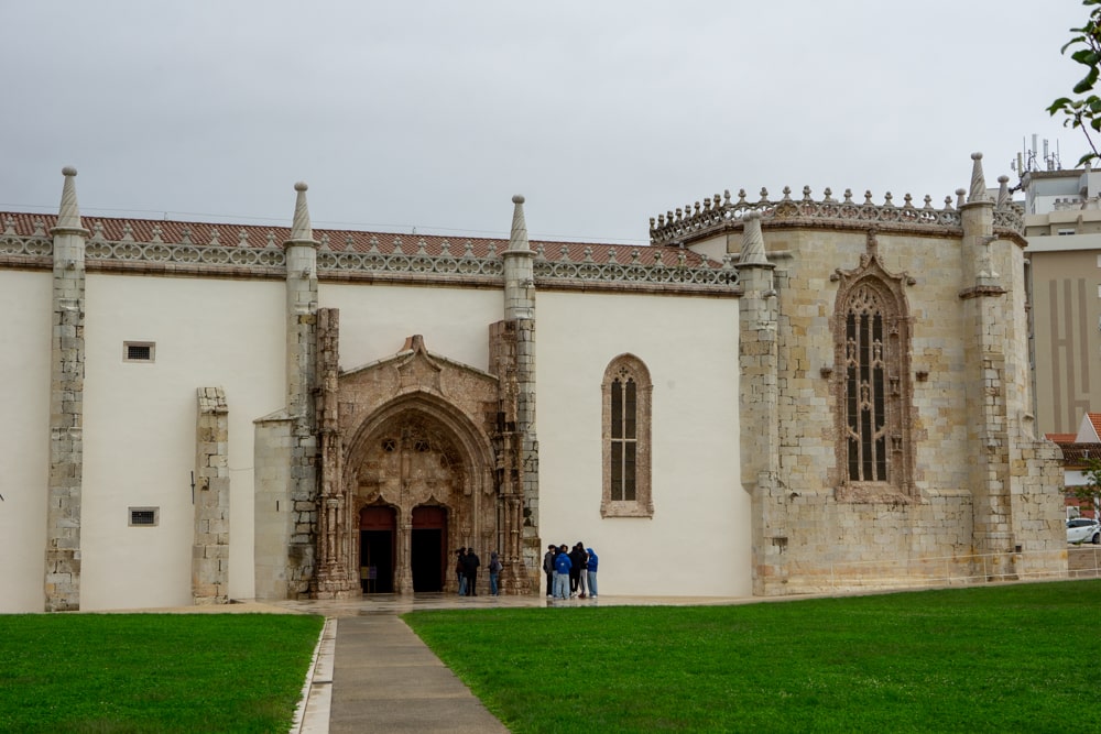 15 Best things to do in Setúbal: discover this hidden gem in Portugal now | Portugal Convento de Jesus in Setubal
