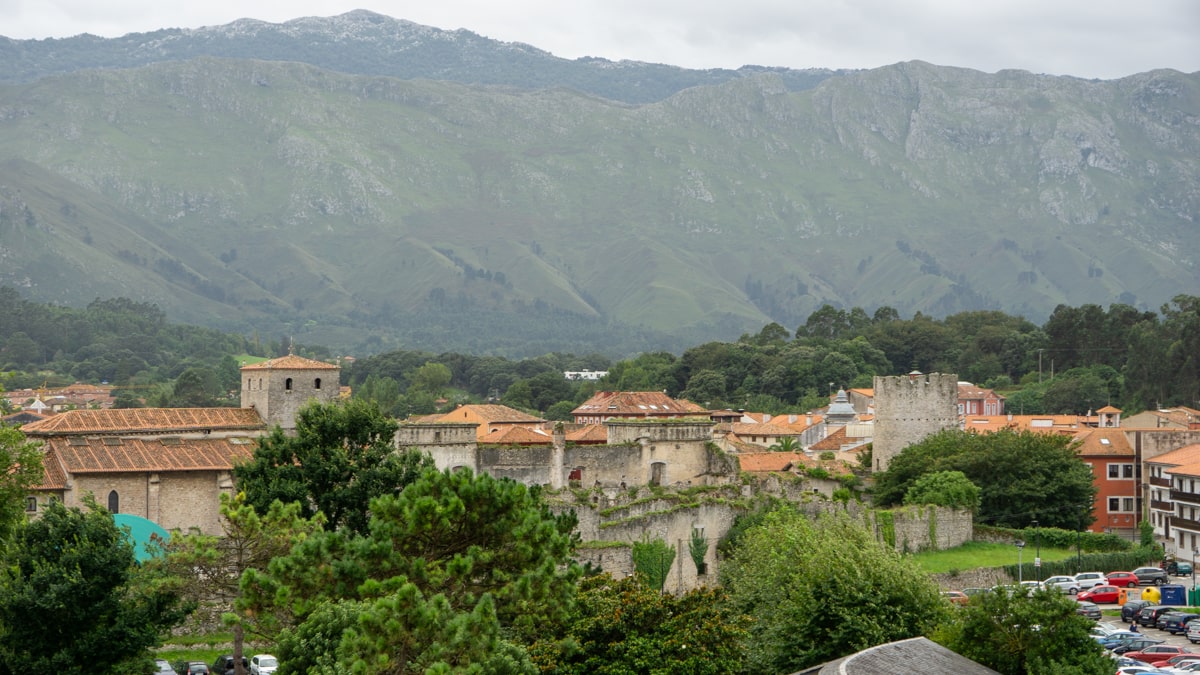 Llanes bezienswaardigheden voor een ontspannende vakantie in Asturië