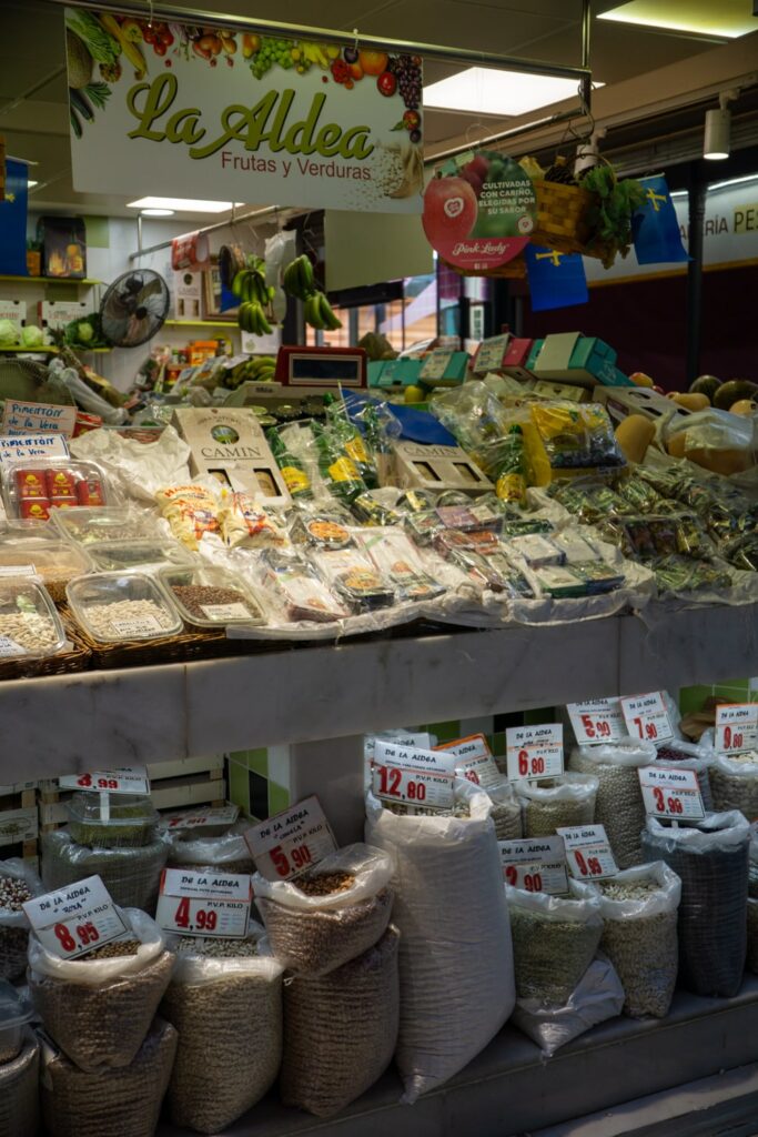 La Plaza El Mercado de Avilés