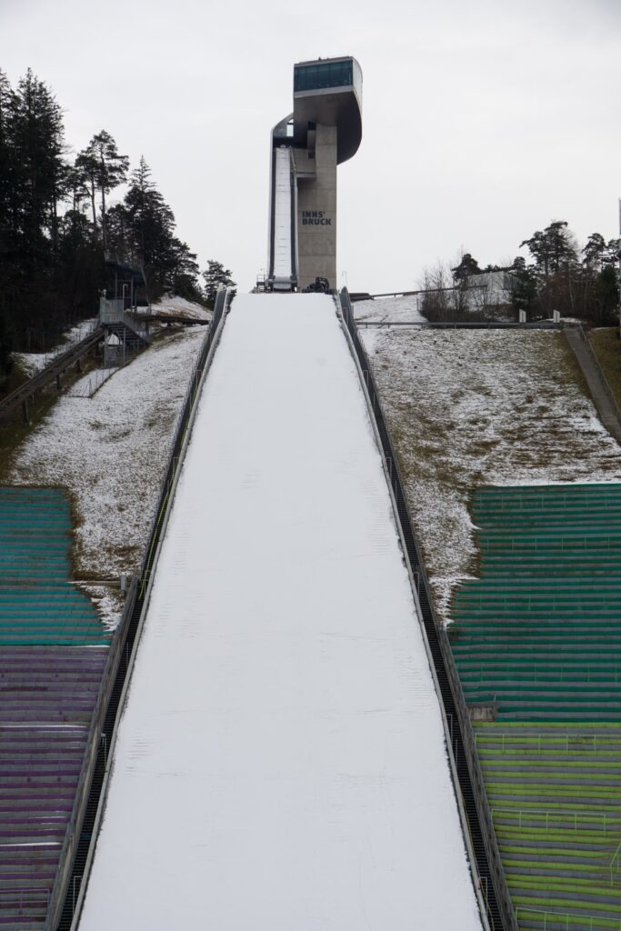 16 Innsbruck bezienswaardigheden die je niet mag missen | Oostenrijk Bergisel Skischans