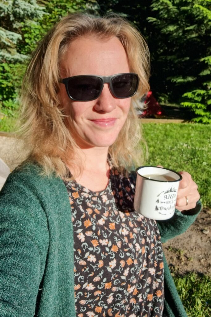 Genieten van het zonnetje op de camping in Canada