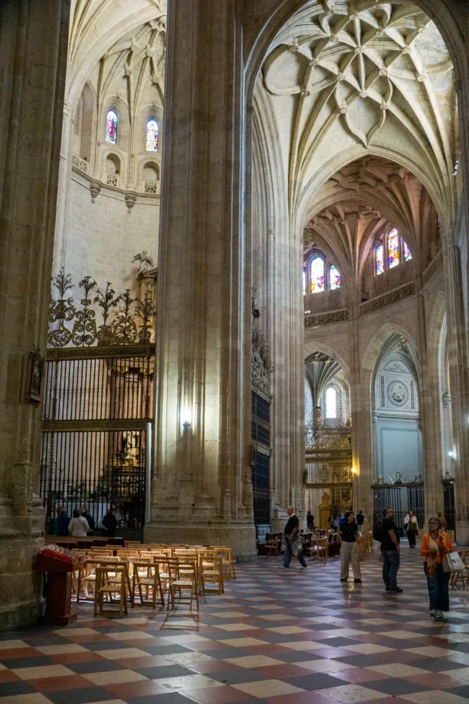 15 Segovia bezienswaardigheden die je niet mag missen | Spanje Catedral de Segovia
