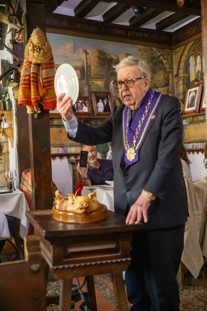 15 Segovia bezienswaardigheden die je niet mag missen | Spanje Eten bij Meson de Candido