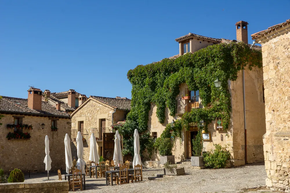 15 Segovia bezienswaardigheden die je niet mag missen | Spanje Pedraza