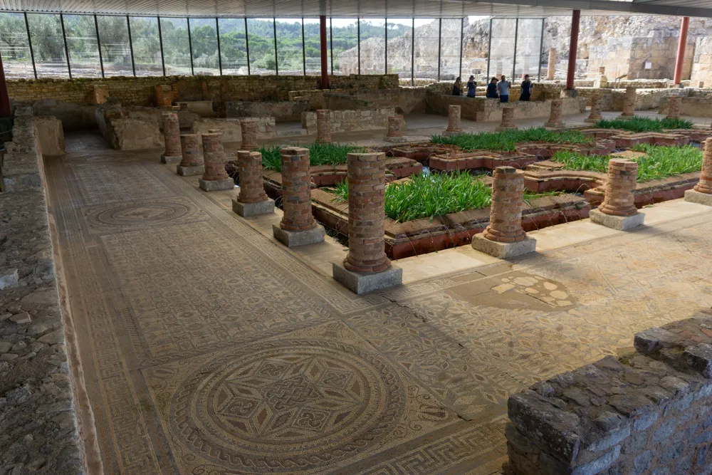 Camino Portugués #2: klimmen, zweten en genieten tussen Tomar en Coimbra | Reisverslag | Camino Portugues 2025 Ruínas de Conímbriga