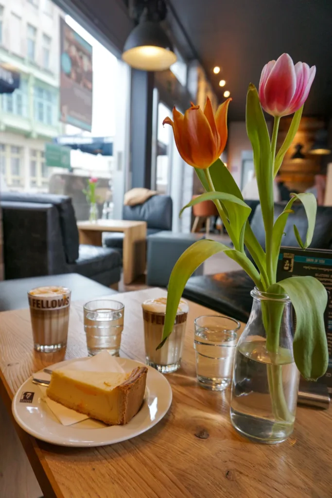 Things to do in Berlin when it rains: 9 tips for a wet city trip | Germany Coffee with a cake in one of Berlin's many cafes