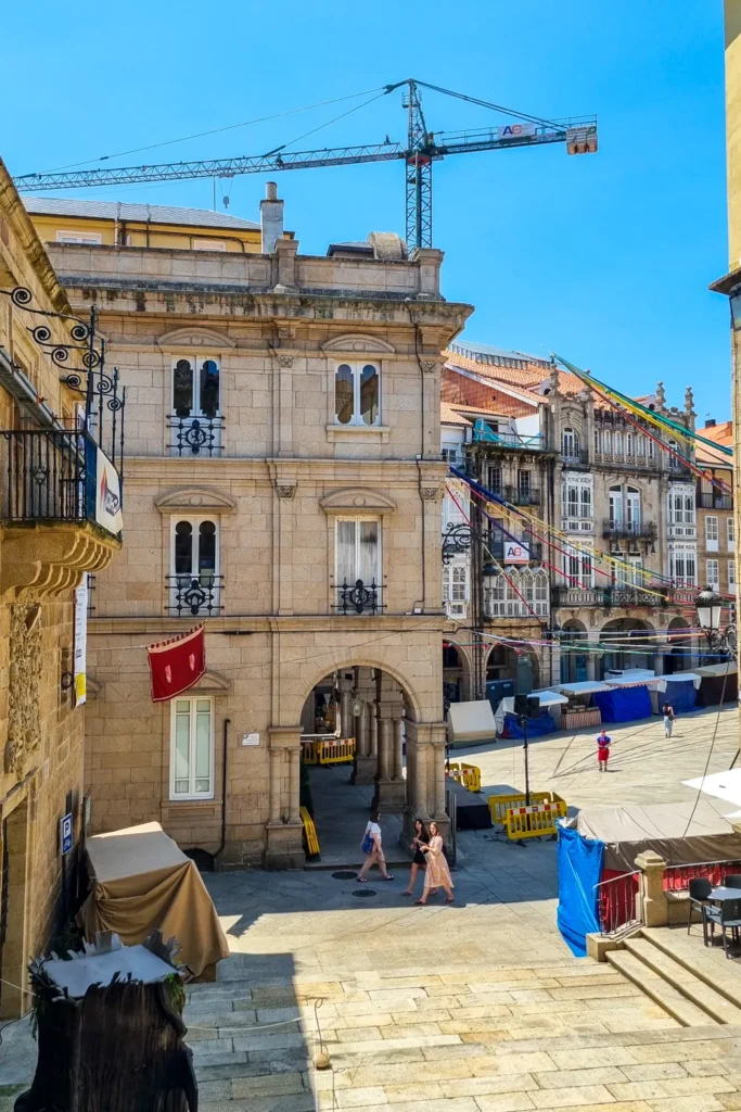10 things to do in Ourense: the thermal city of Galicia | Spain Narrow street arrives at Praza Maior in Ourense