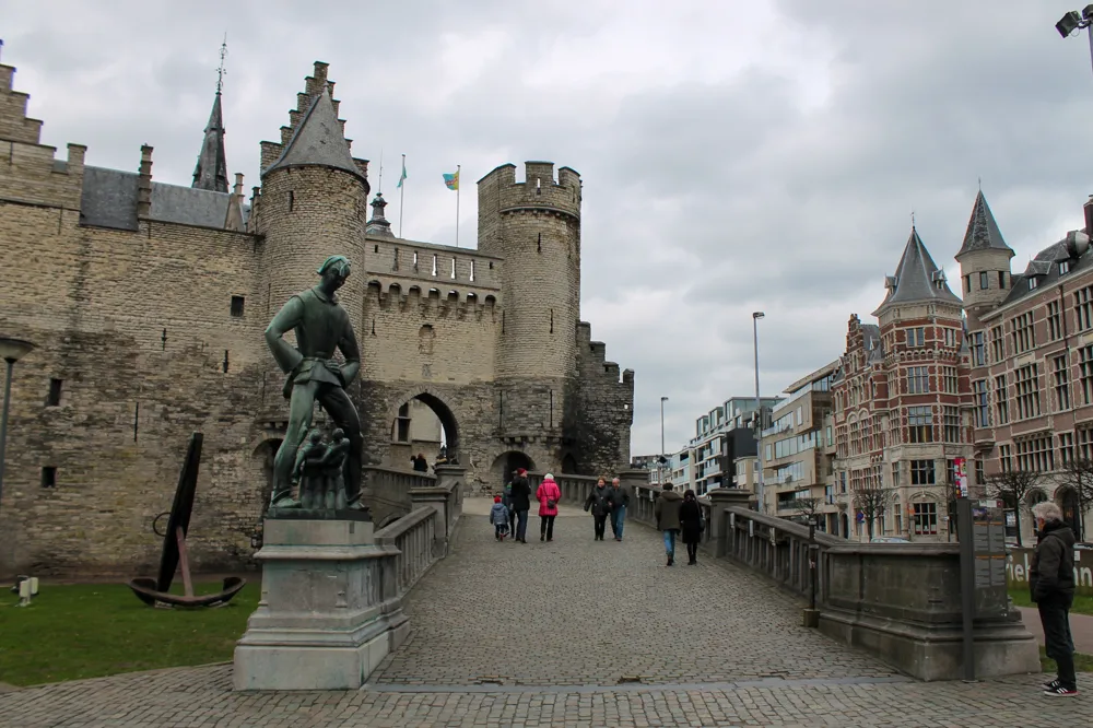 15 Antwerpen tips: de leukste bezienswaardigheden voor een stedentrip | België Het Steen in Antwerpen